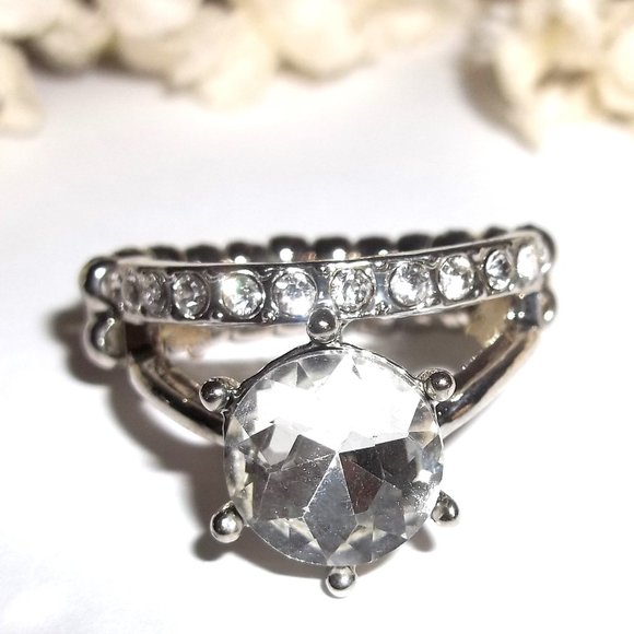 Silver Ring Costume Jewelry Faux White Diamond Rhinestone Stretch Band C194 - Picture 1 of 5
